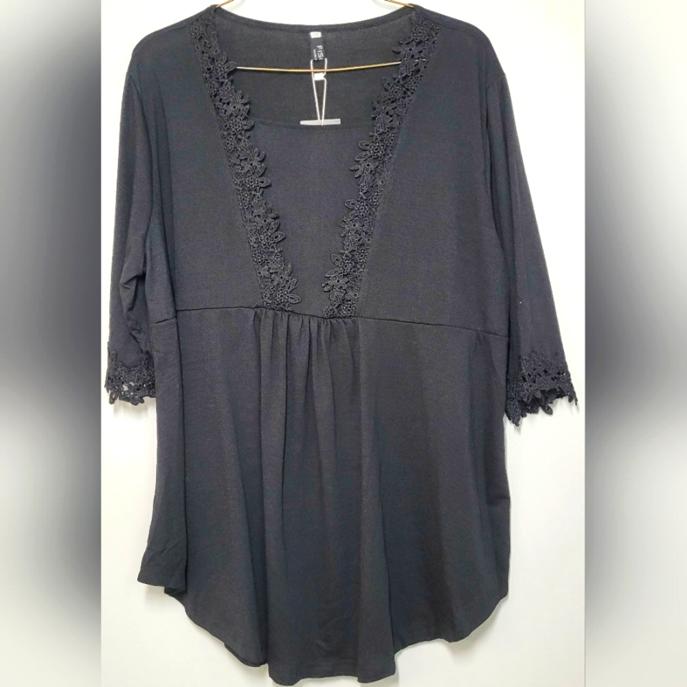 FISOUL BLOUSE Black with lace details XXL